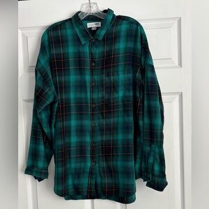 Woman’s  Boyfriend Soft Flannel Green/Black Plaid Shirt XL